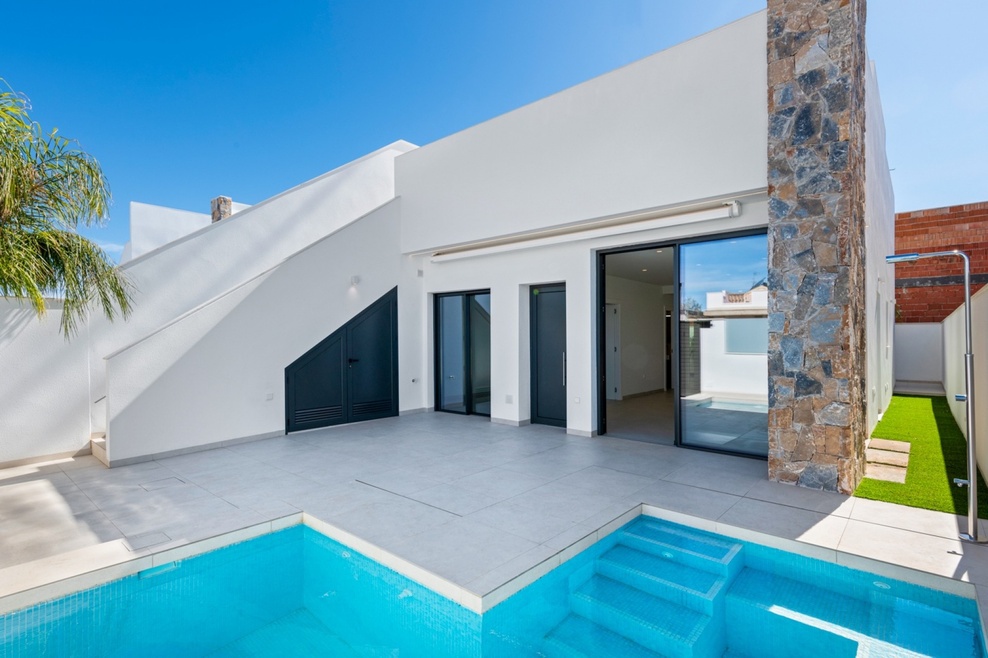 Neue Gebäude - Villa -
San Javier