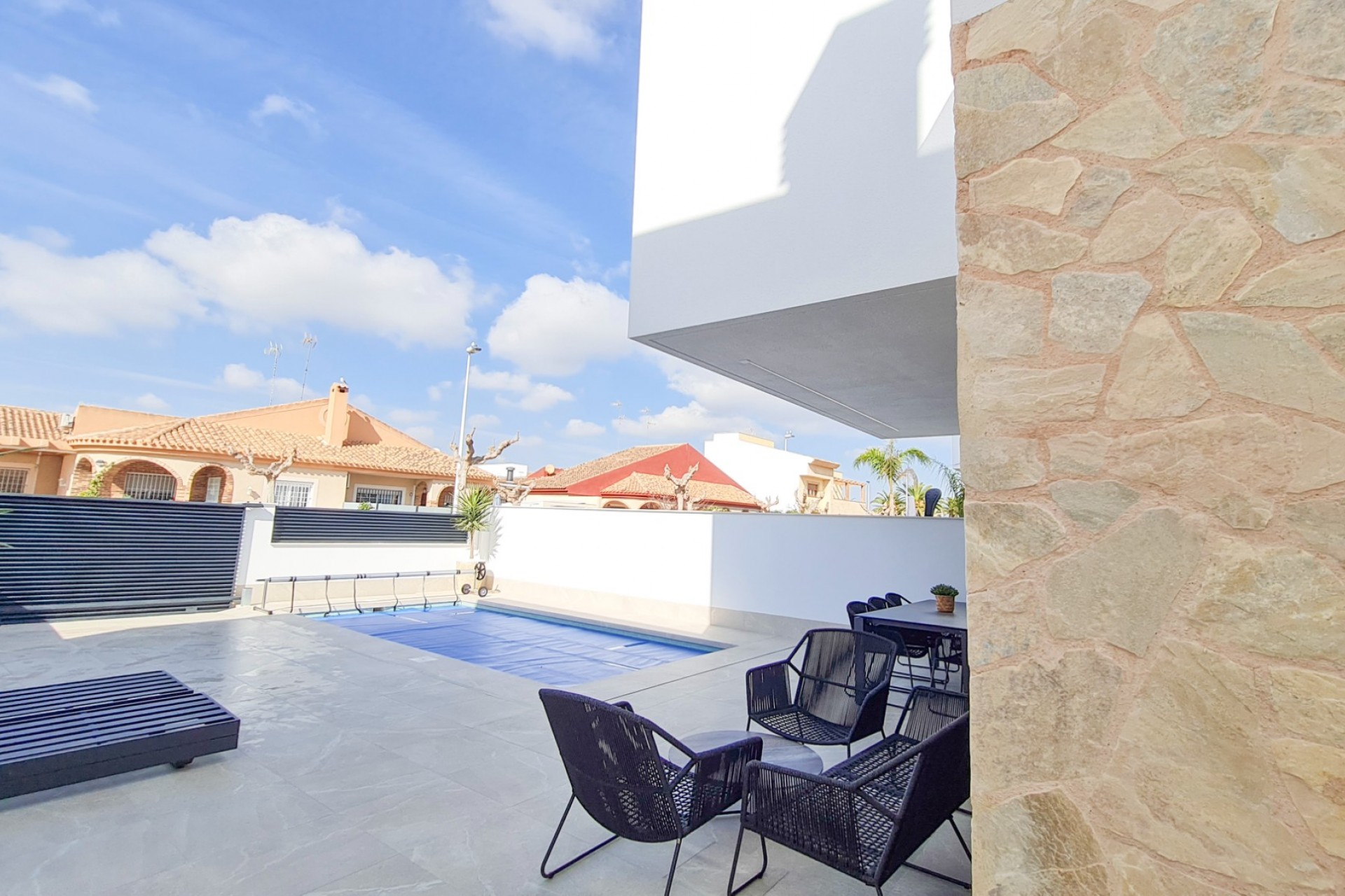Neue Gebäude - Villa -
San Pedro del Pinatar