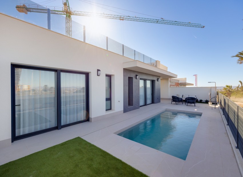 Neue Gebäude - Villa -
Torrevieja