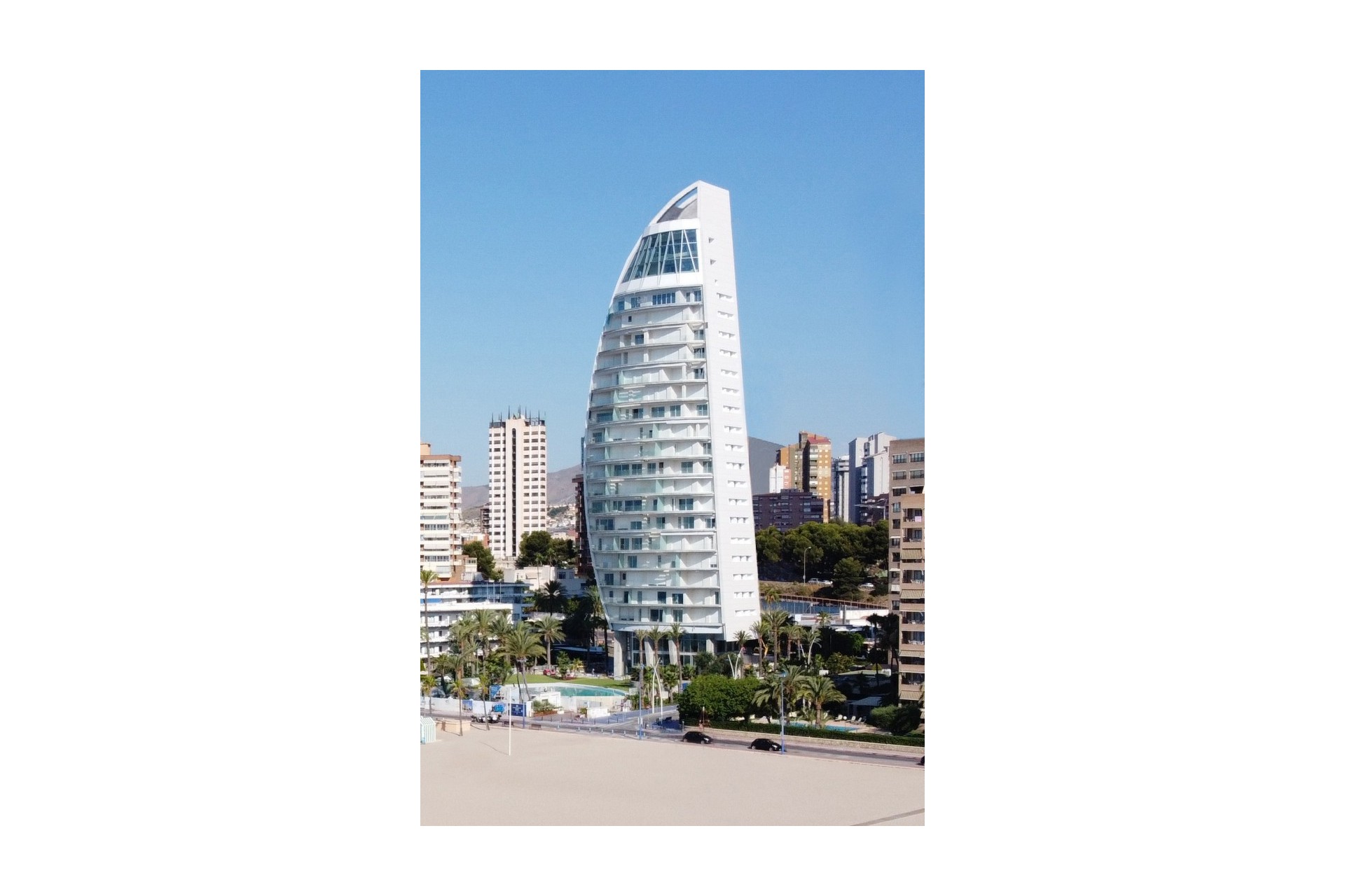 Neue Gebäude - Wohnung -
Benidorm - Playa Poniente