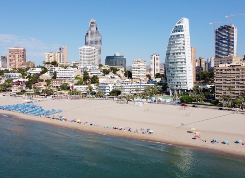 Neue Gebäude - Wohnung -
Benidorm - Playa Poniente