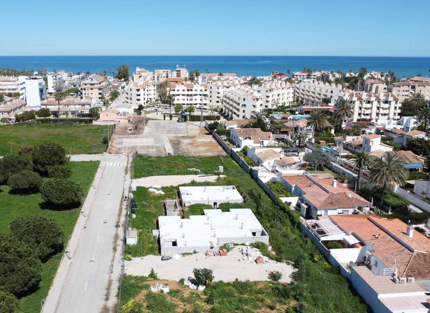 Neue Gebäude - Wohnung -
Denia - Las Marinas