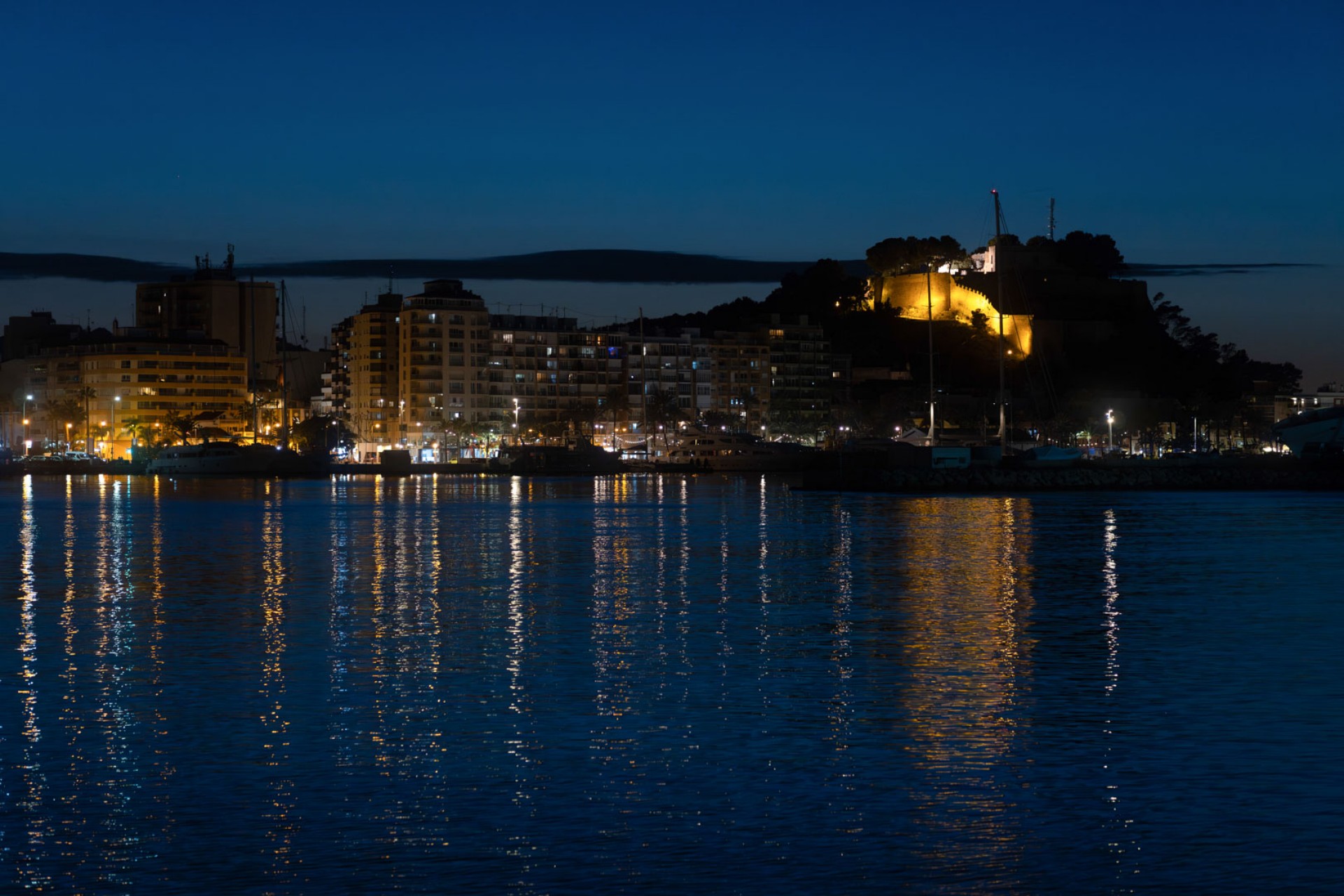 Neue Gebäude - Wohnung -
Denia - Las Marinas