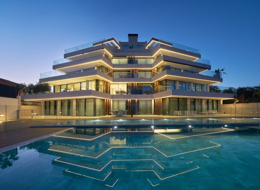 Neue Gebäude - Wohnung -
Estepona