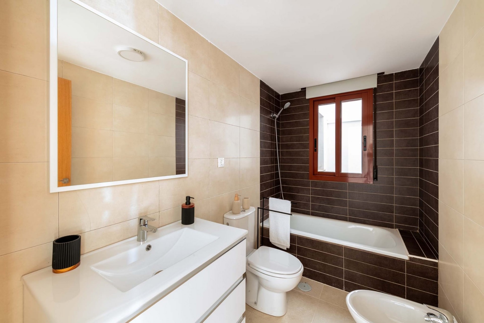 Neue Gebäude - Wohnung -
Murcia - Jerónimo y Avileses