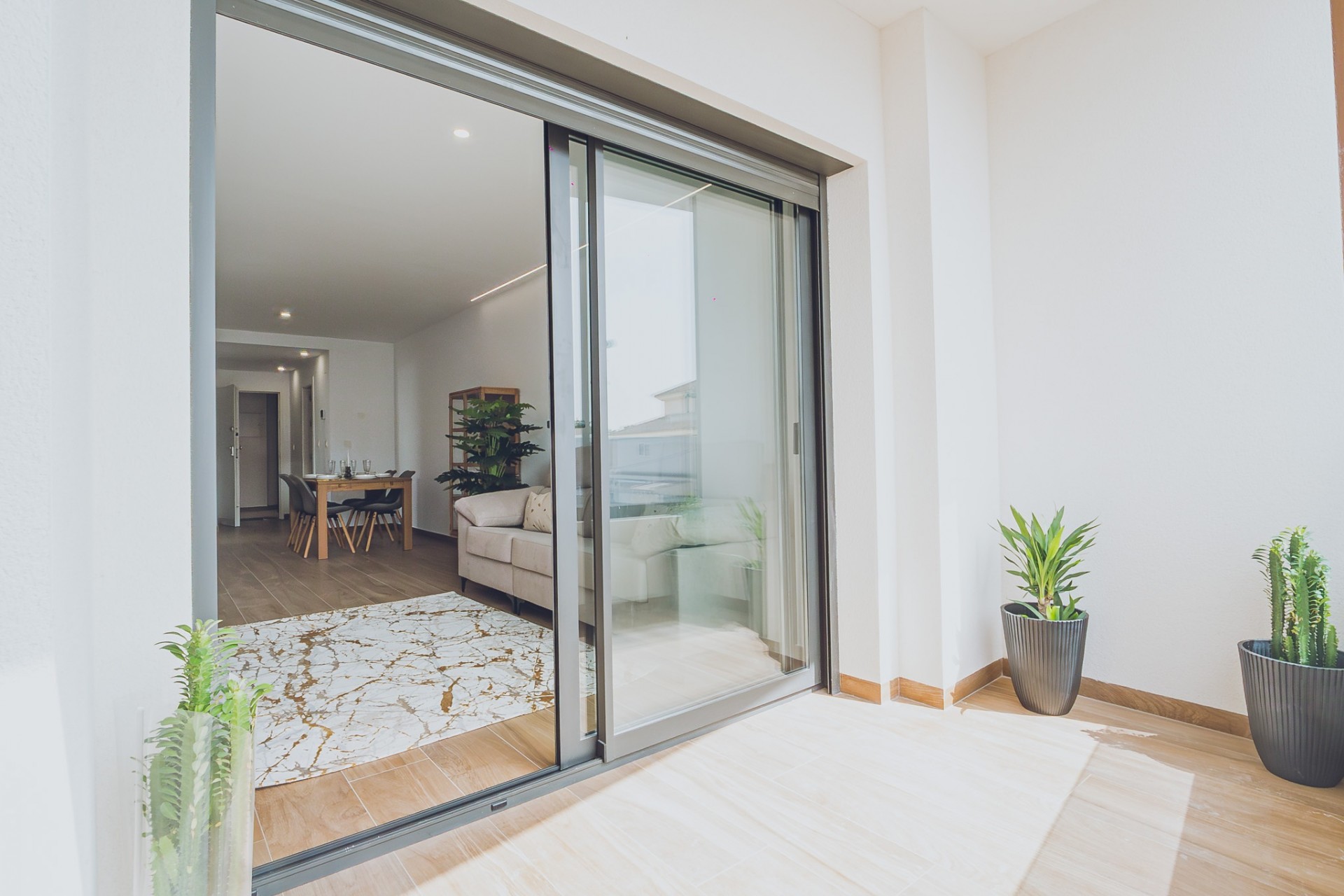 Neue Gebäude - Wohnung -
Redován