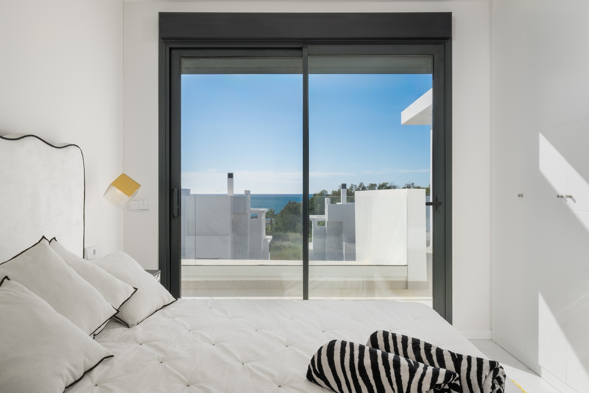 New Build - Apartment -
Estepona