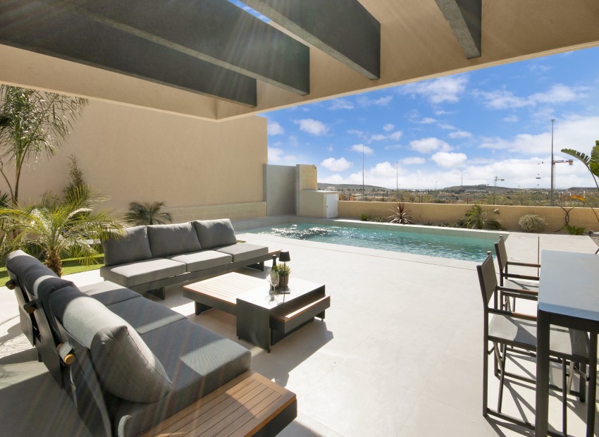 New Build - detached -
Banos Y Mendigo