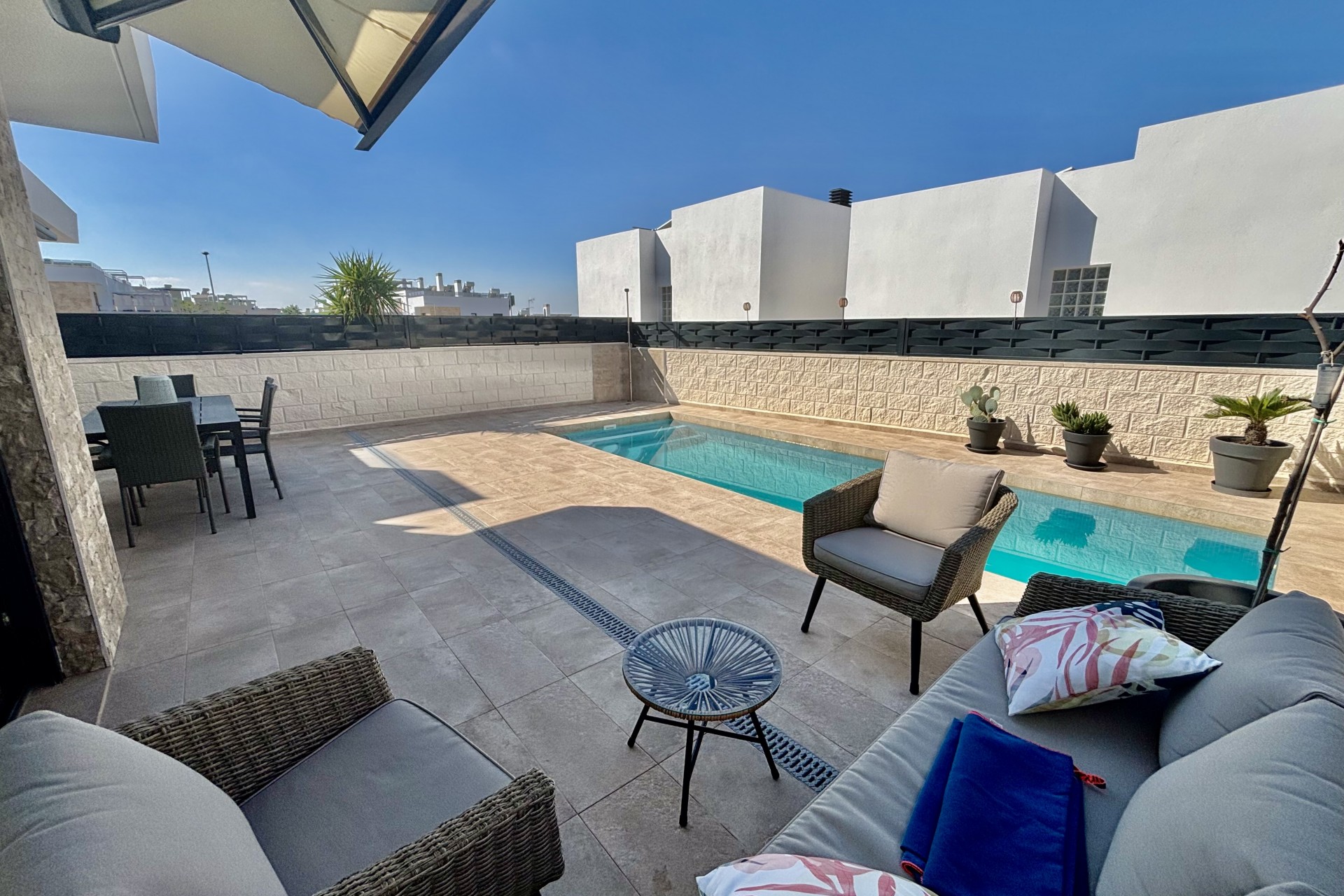 New Build - detached -
Benijofar