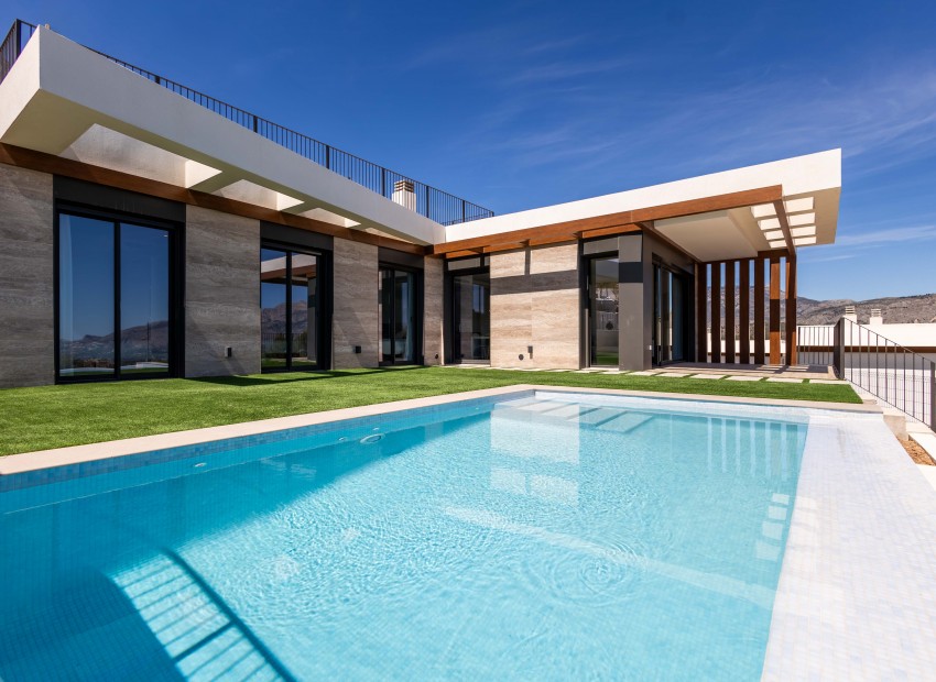 New Build - detached -
Polop