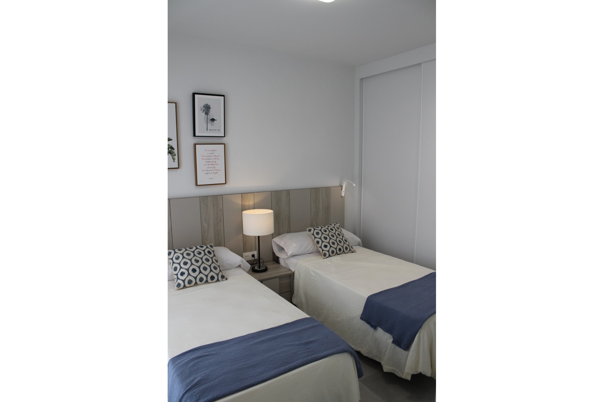 New Build - detached -
Roldán