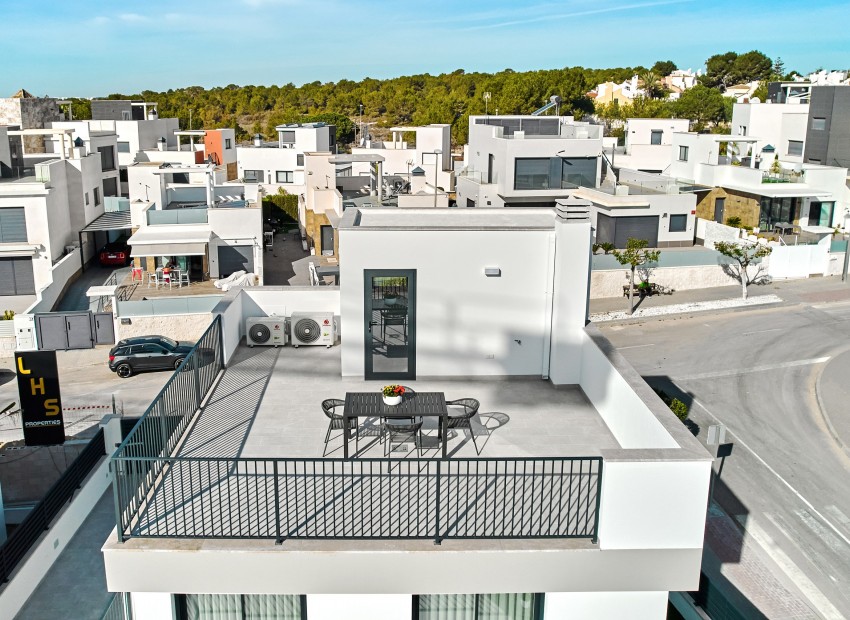 New Build - detached -
San Miguel de Salinas