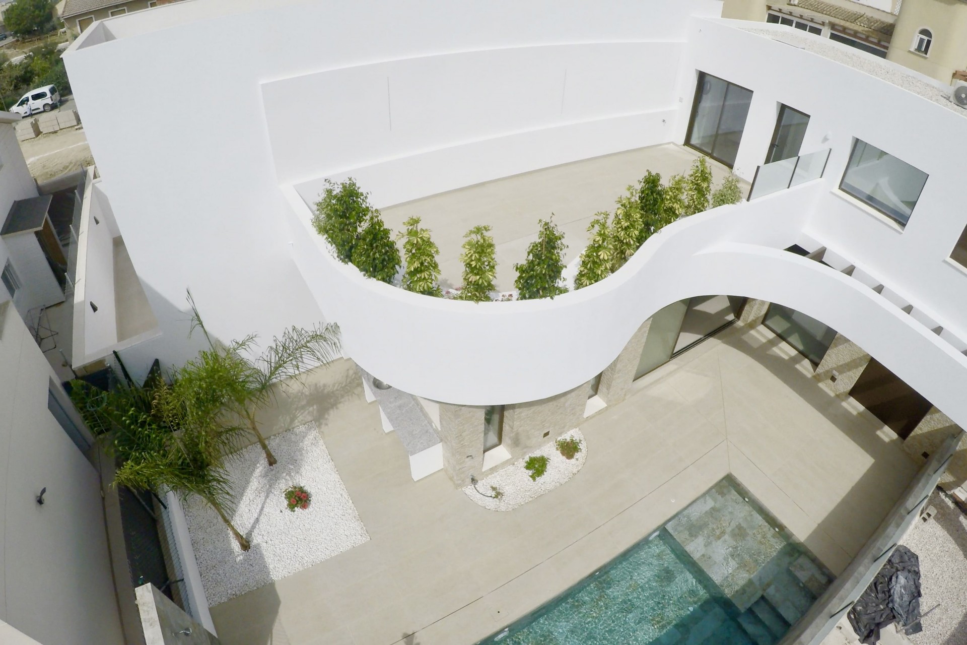 New Build - terraced -
Heredades