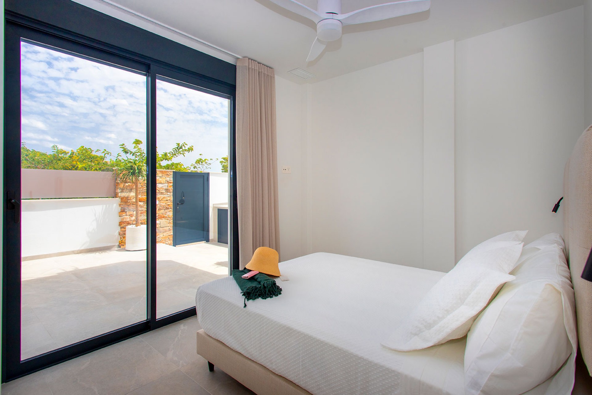 New Build - terraced -
Sucina