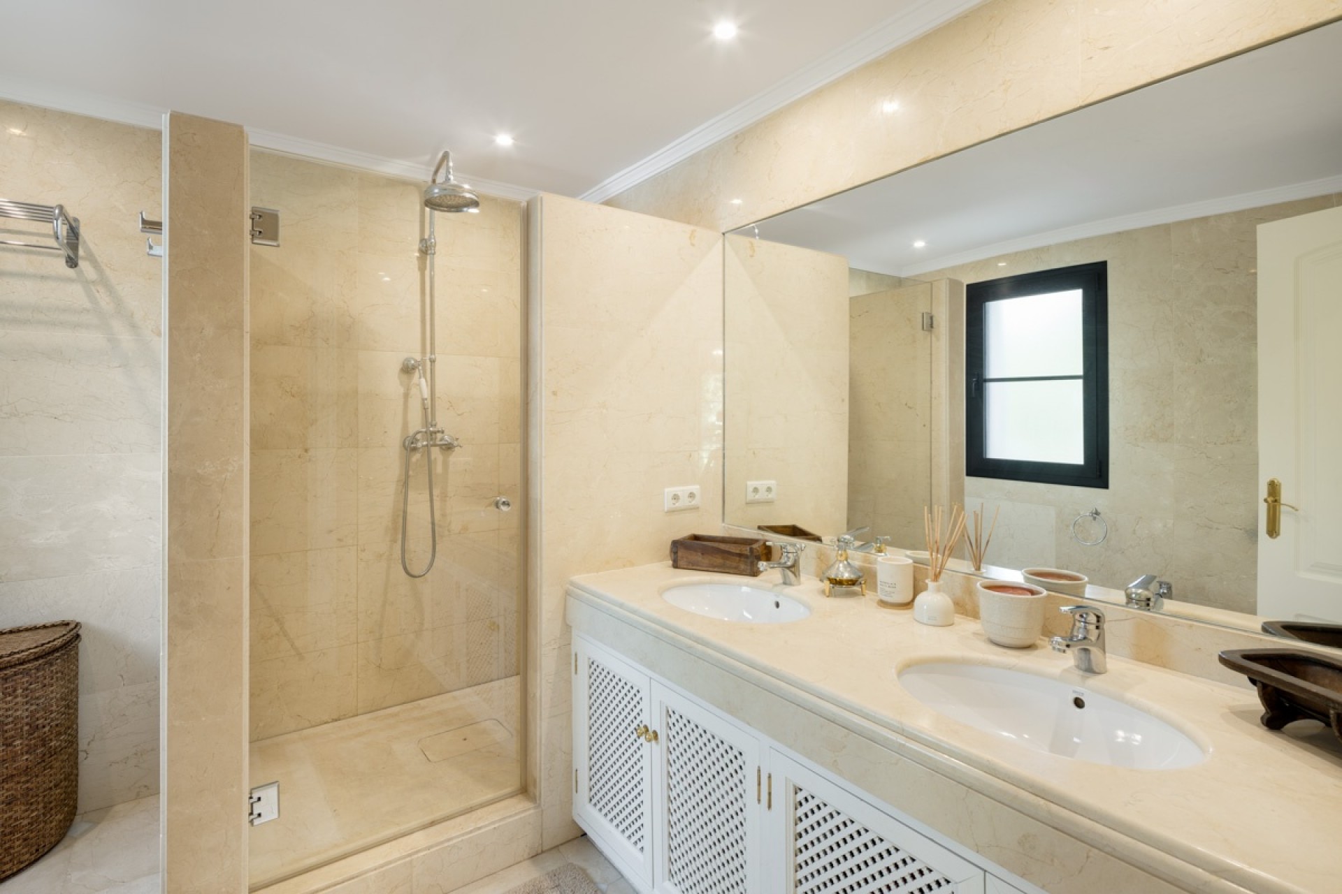 New Build - Villa -
Benahavís