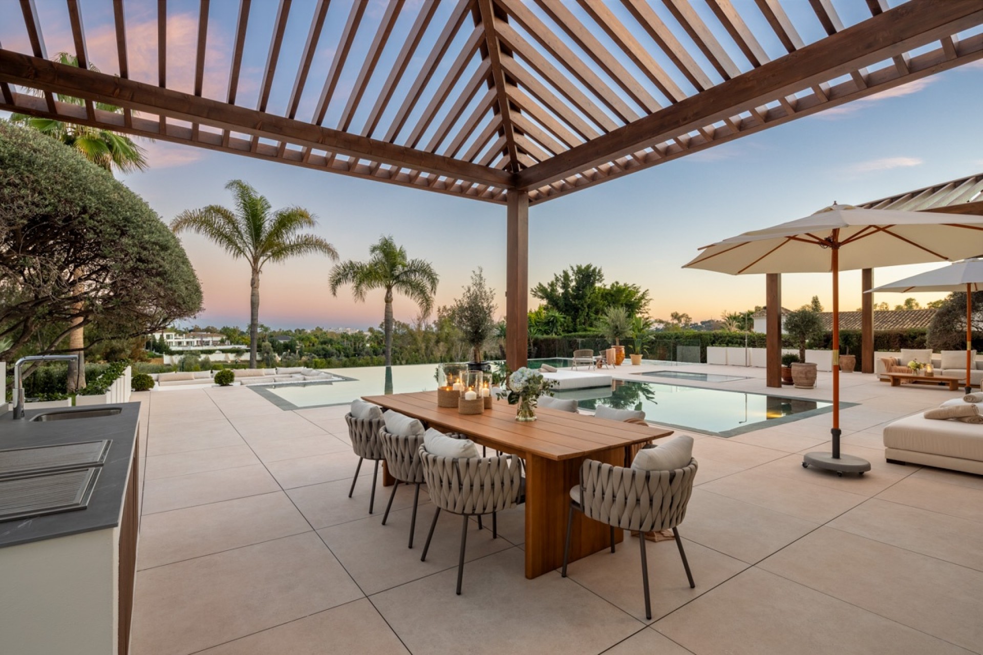 New Build - Villa -
Marbella