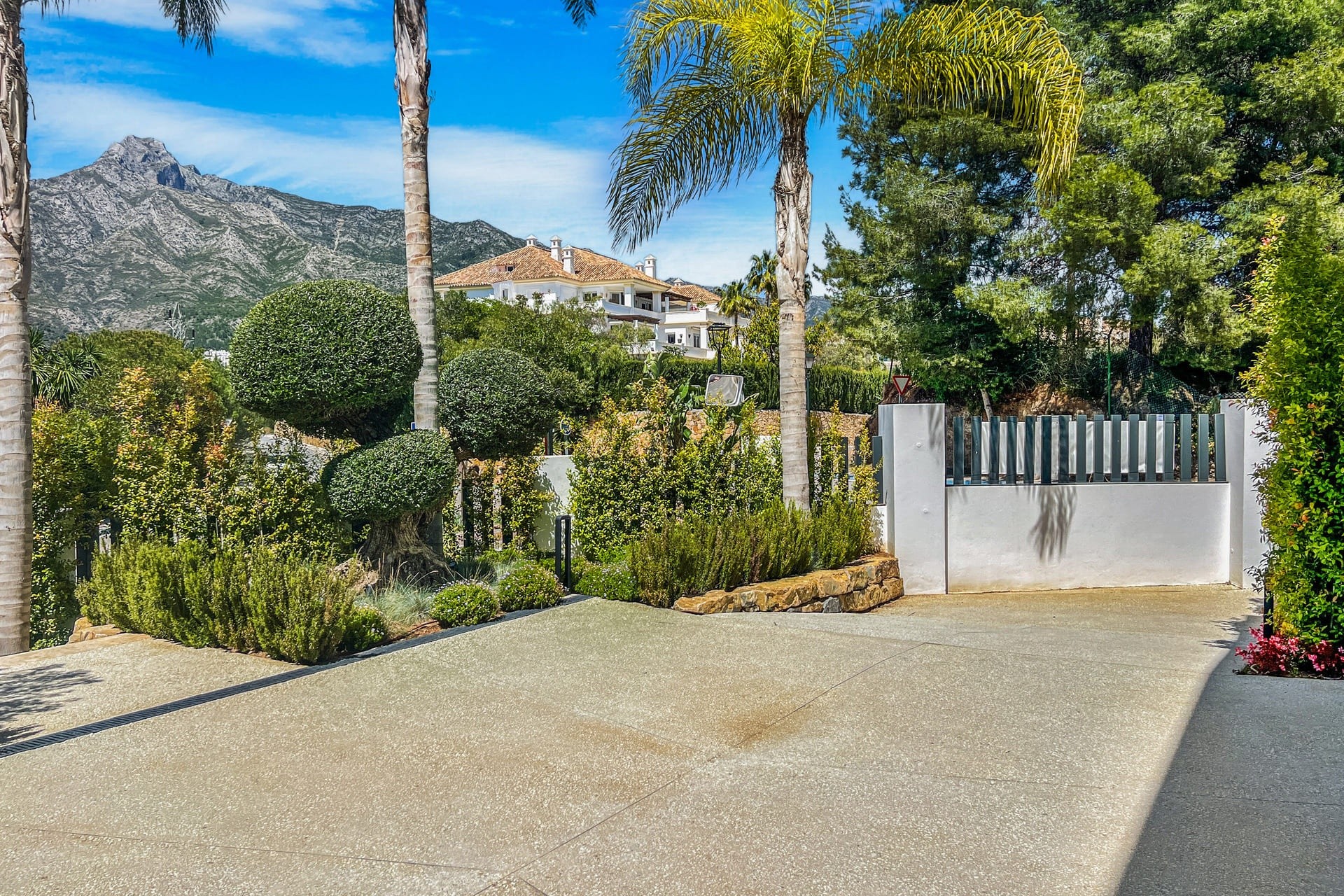 New Build - Villa -
Marbella