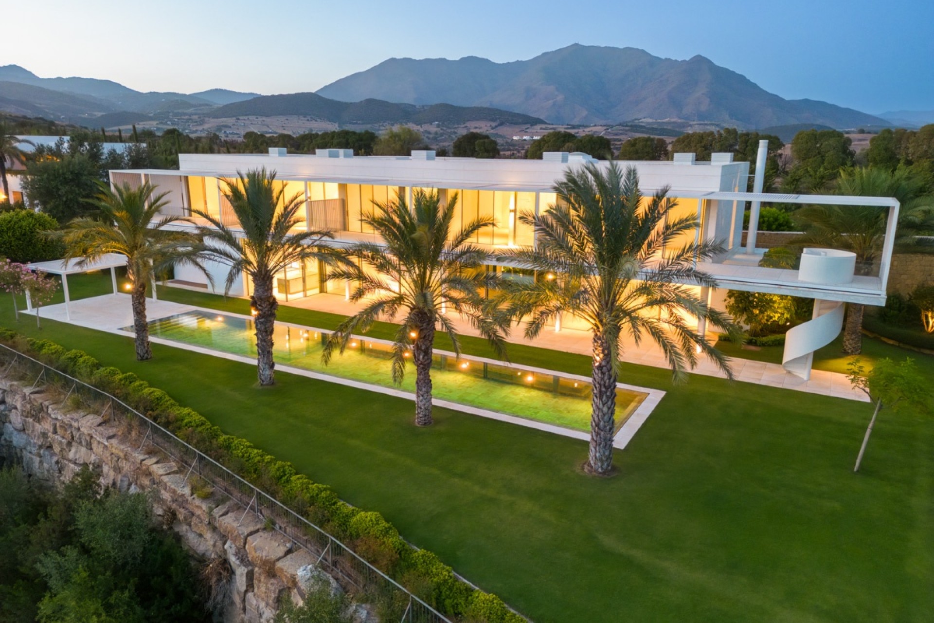 Nieuwbouw Woningen - Villa -
Casares