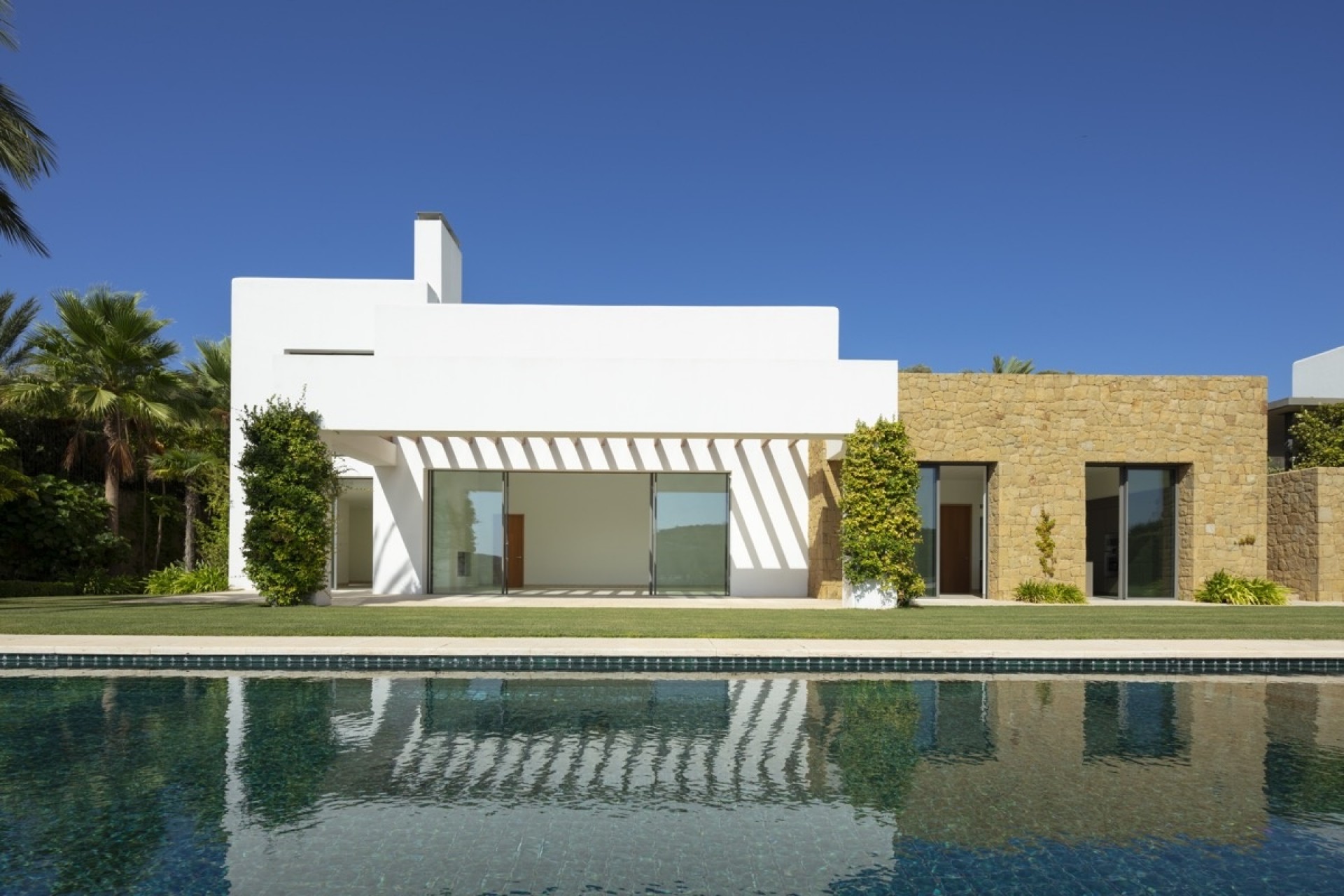 Nieuwbouw Woningen - Villa -
Casares