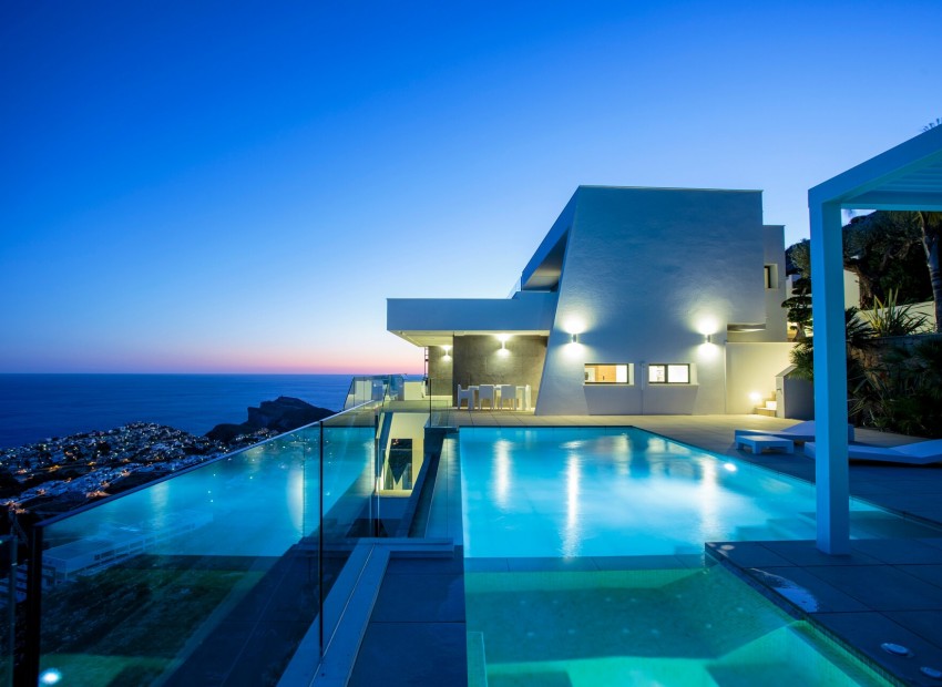 Nieuwbouw Woningen - Villa -
Cumbre del Sol