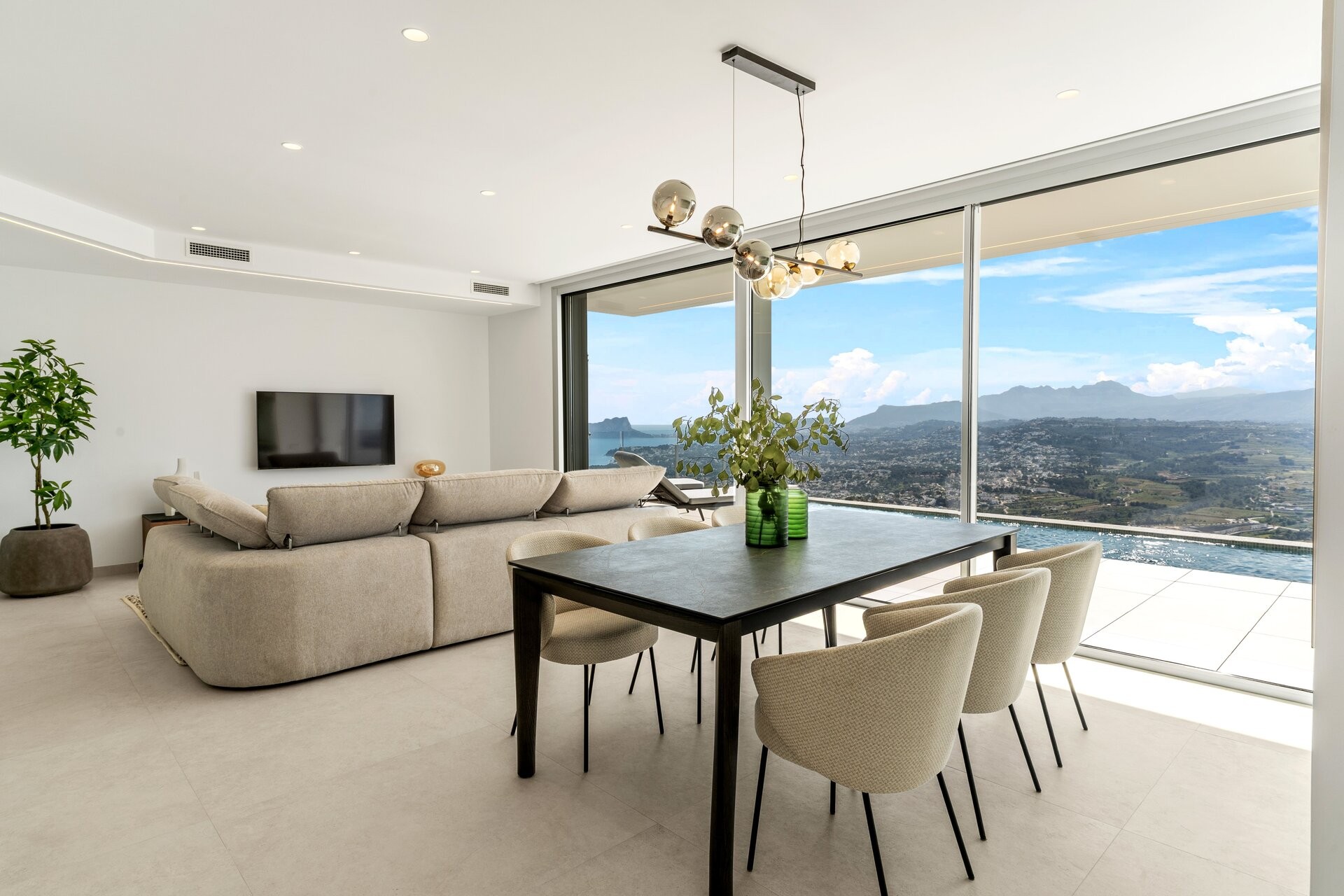 Nieuwbouw Woningen - Villa -
Cumbre del Sol