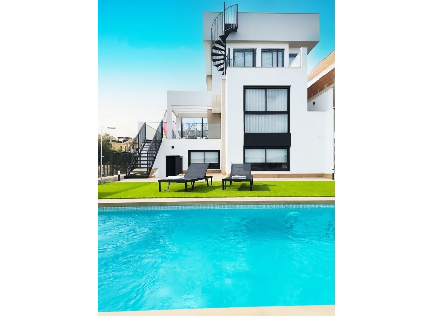 Nieuwbouw Woningen - Villa -
La Finca Golf