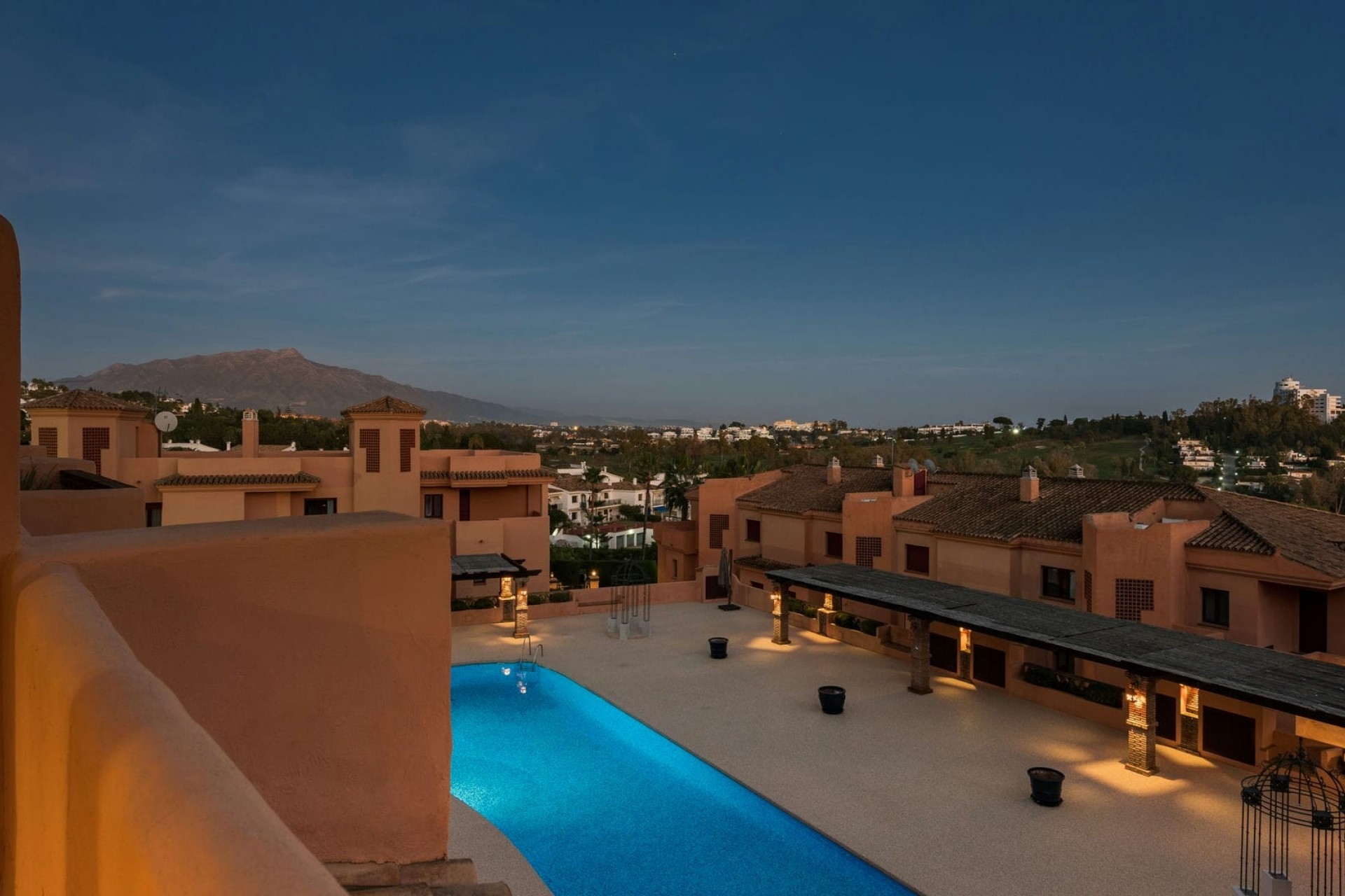 Nouvelle construction - Appartement -
Benahavís