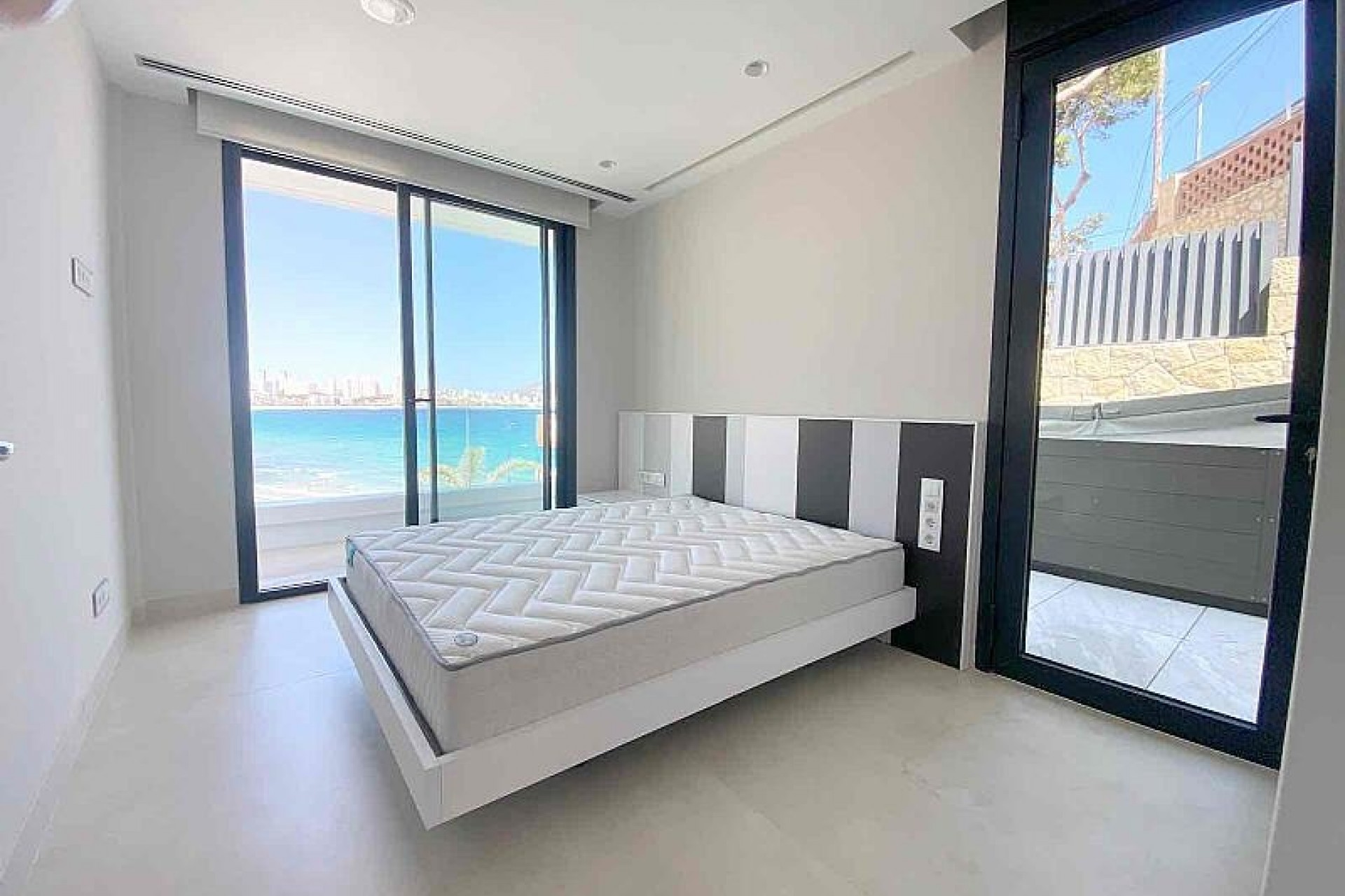 Nouvelle construction - Appartement -
Benidorm - Poniente