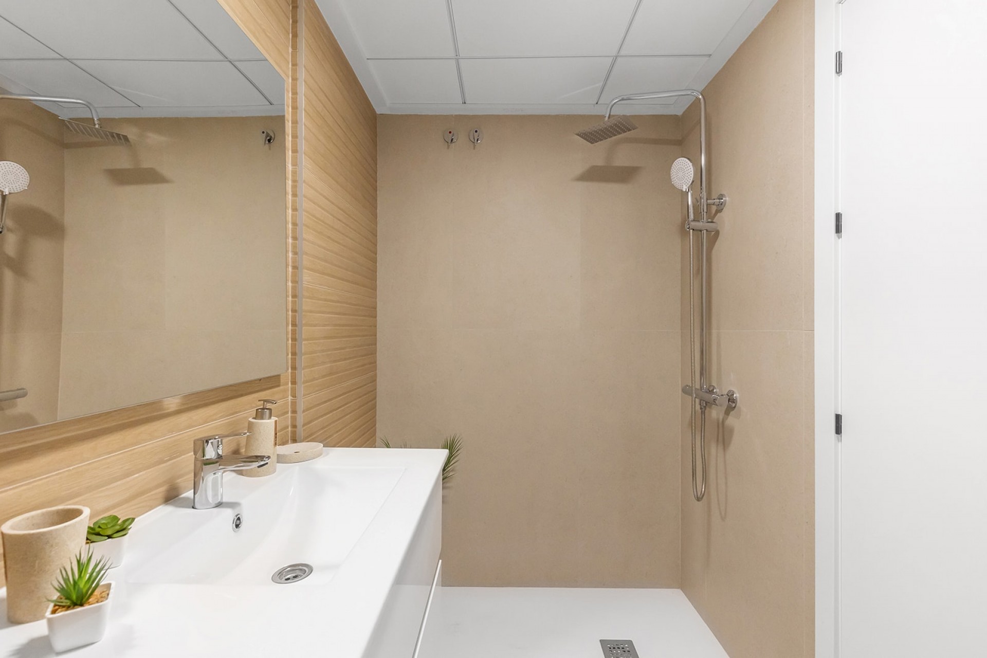 Nouvelle construction -  -
Rafal