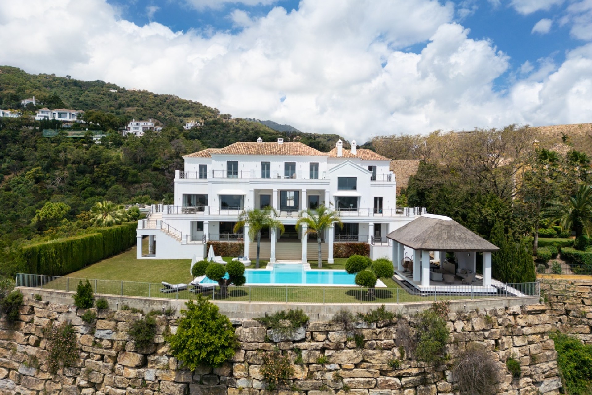 Nouvelle construction - Villa -
Benahavís