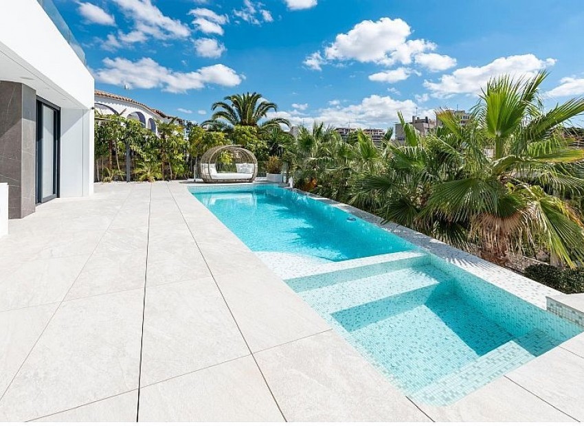 Nouvelle construction - Villa -
Calpe