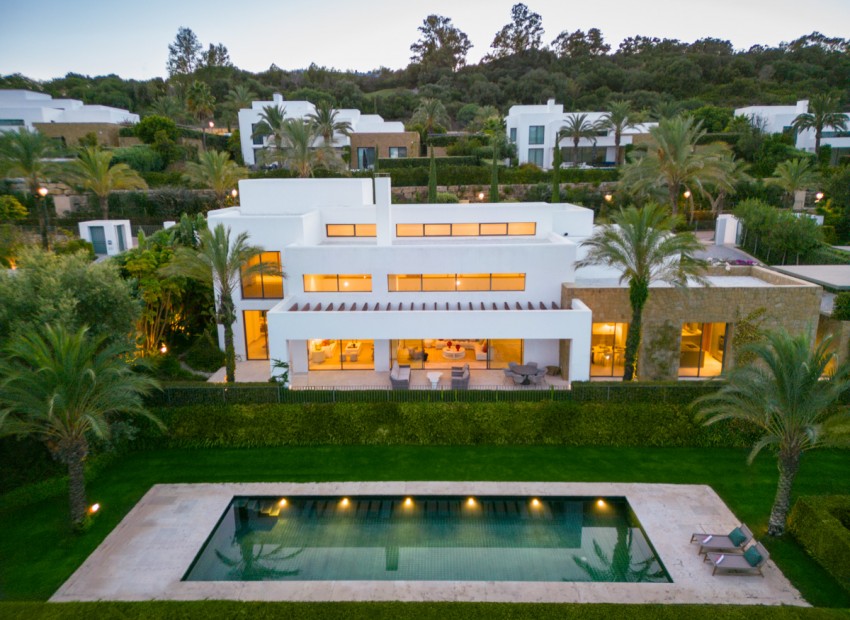 Nouvelle construction - Villa -
Casares