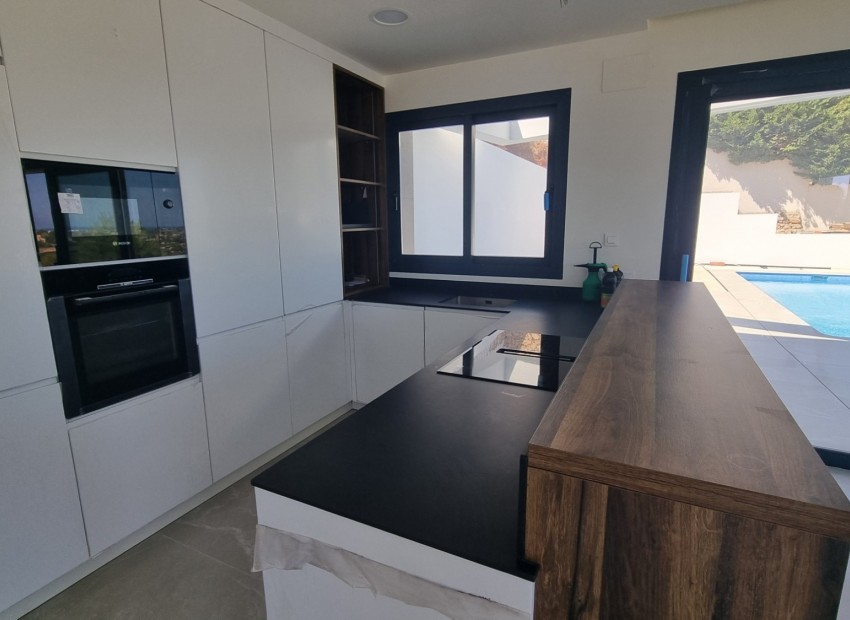 Nouvelle construction - Villa -
Denia