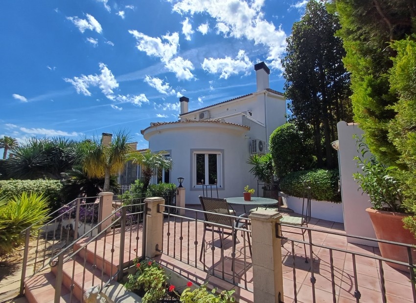 Nouvelle construction - Villa -
Gata de Gorgos