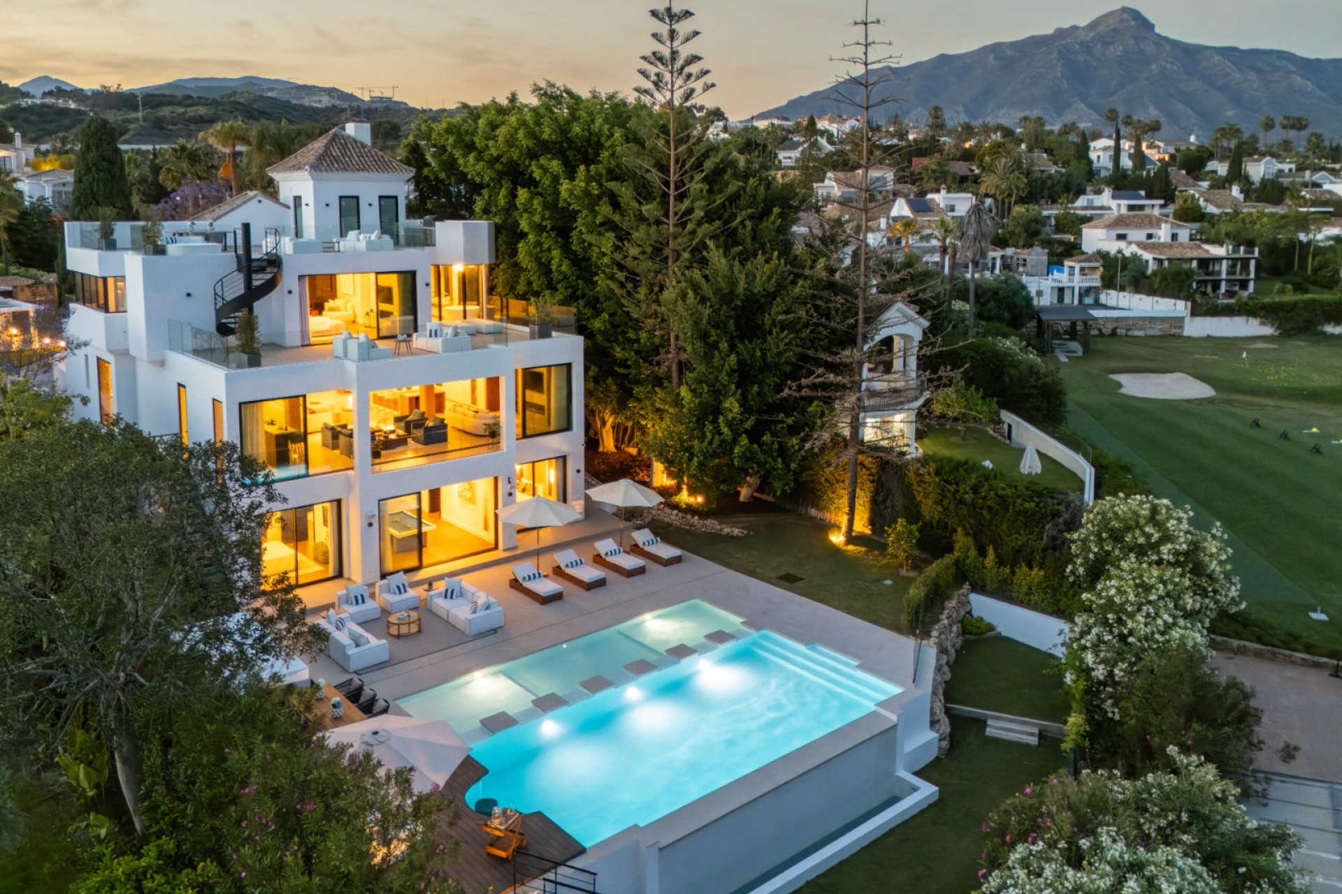 Nouvelle construction - Villa -
Marbella