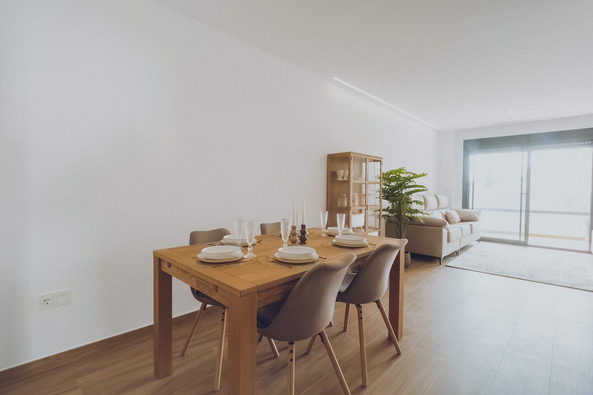 Nowe budownictwo - Apartament -
Redován