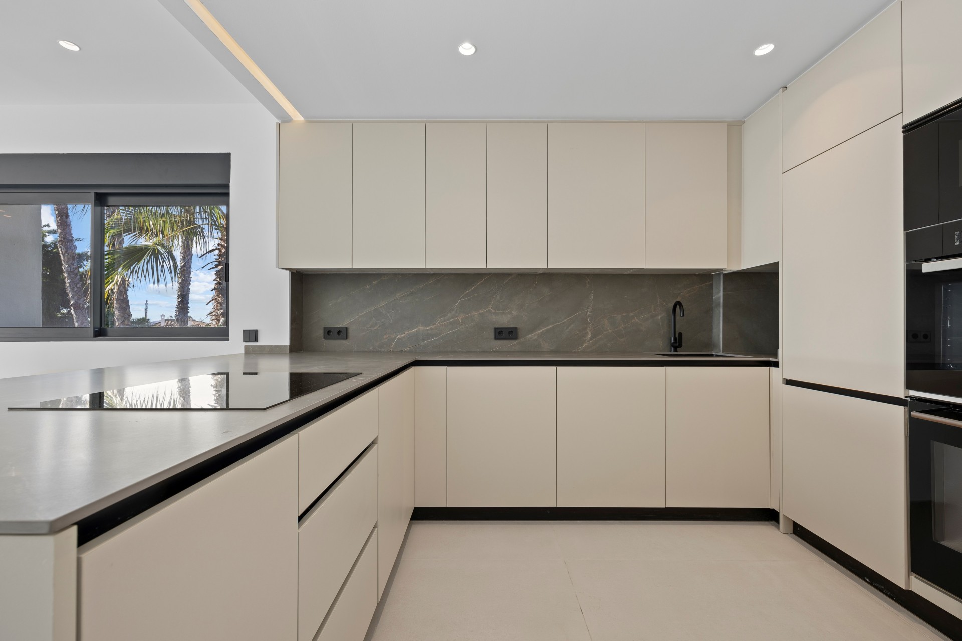Nowe budownictwo - Penthouse -
El Paraiso