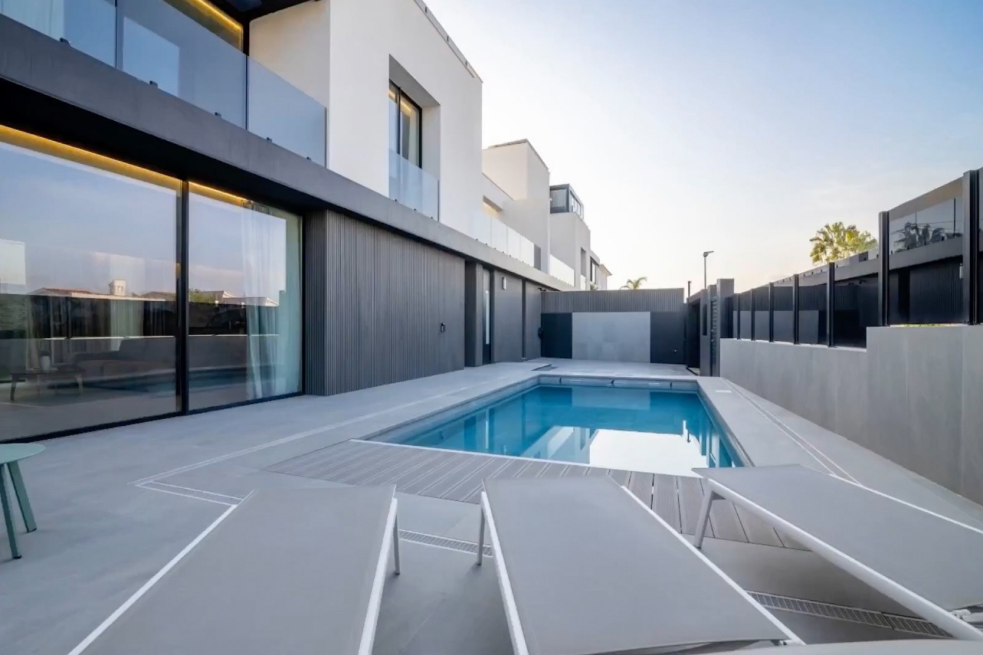 Nowe budownictwo - Willa -
Albir - Center