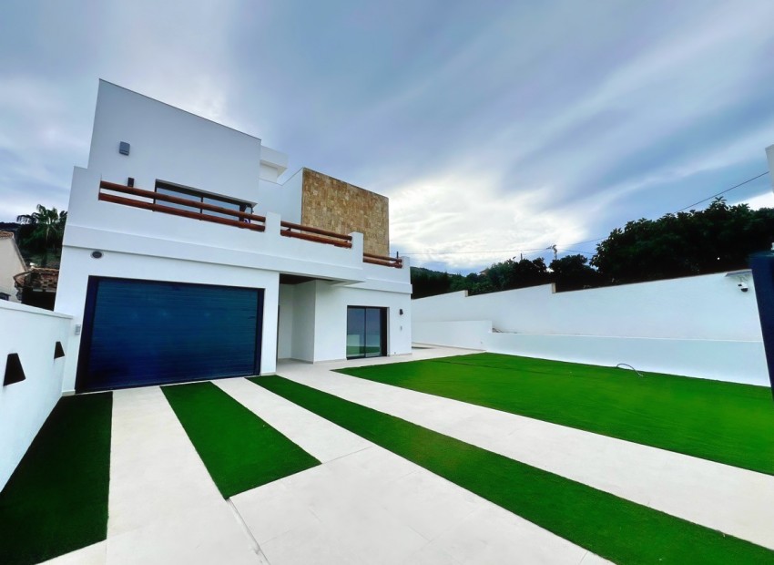 Nowe budownictwo - Willa -
Albir