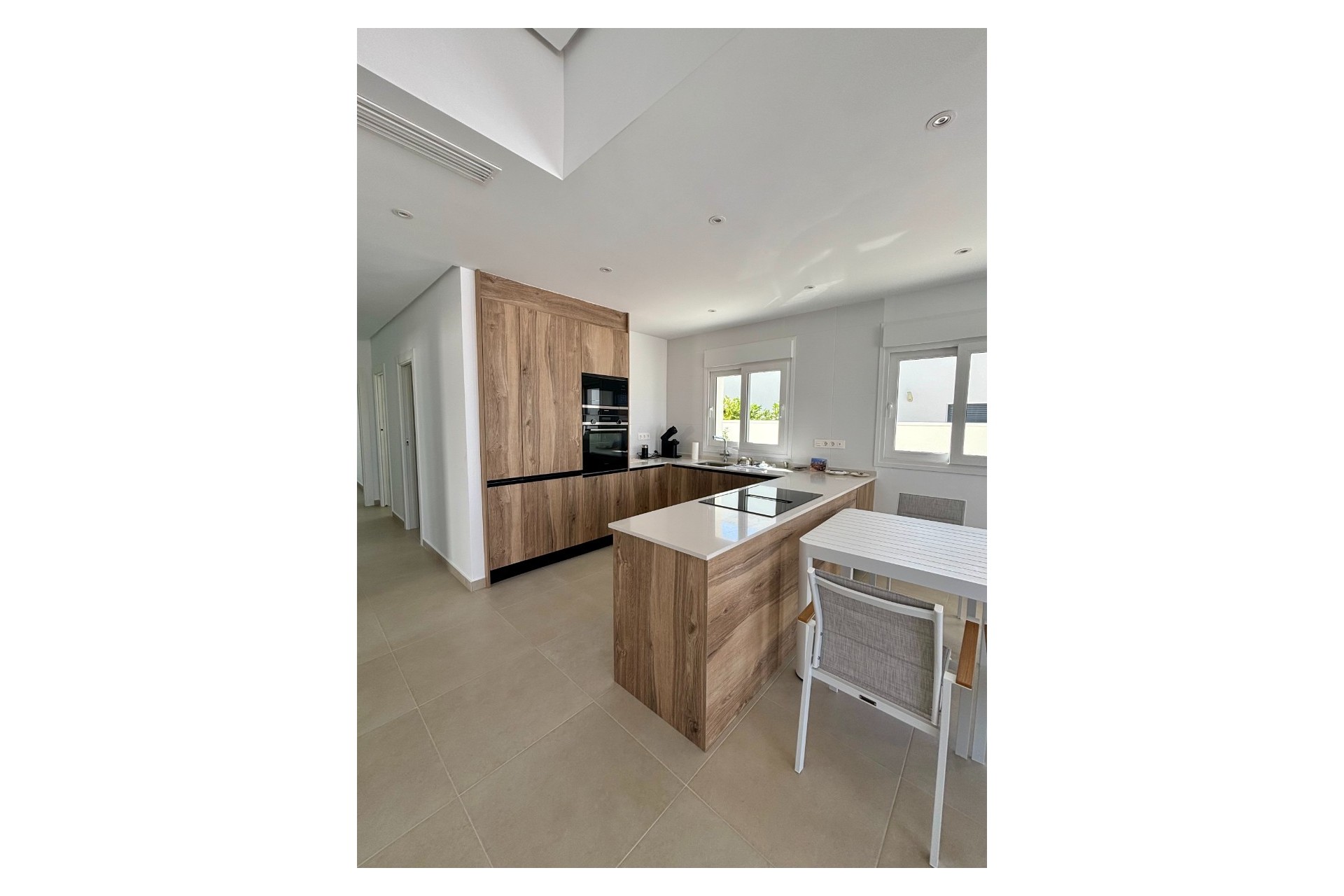 Nowe budownictwo - Willa -
Benijofar