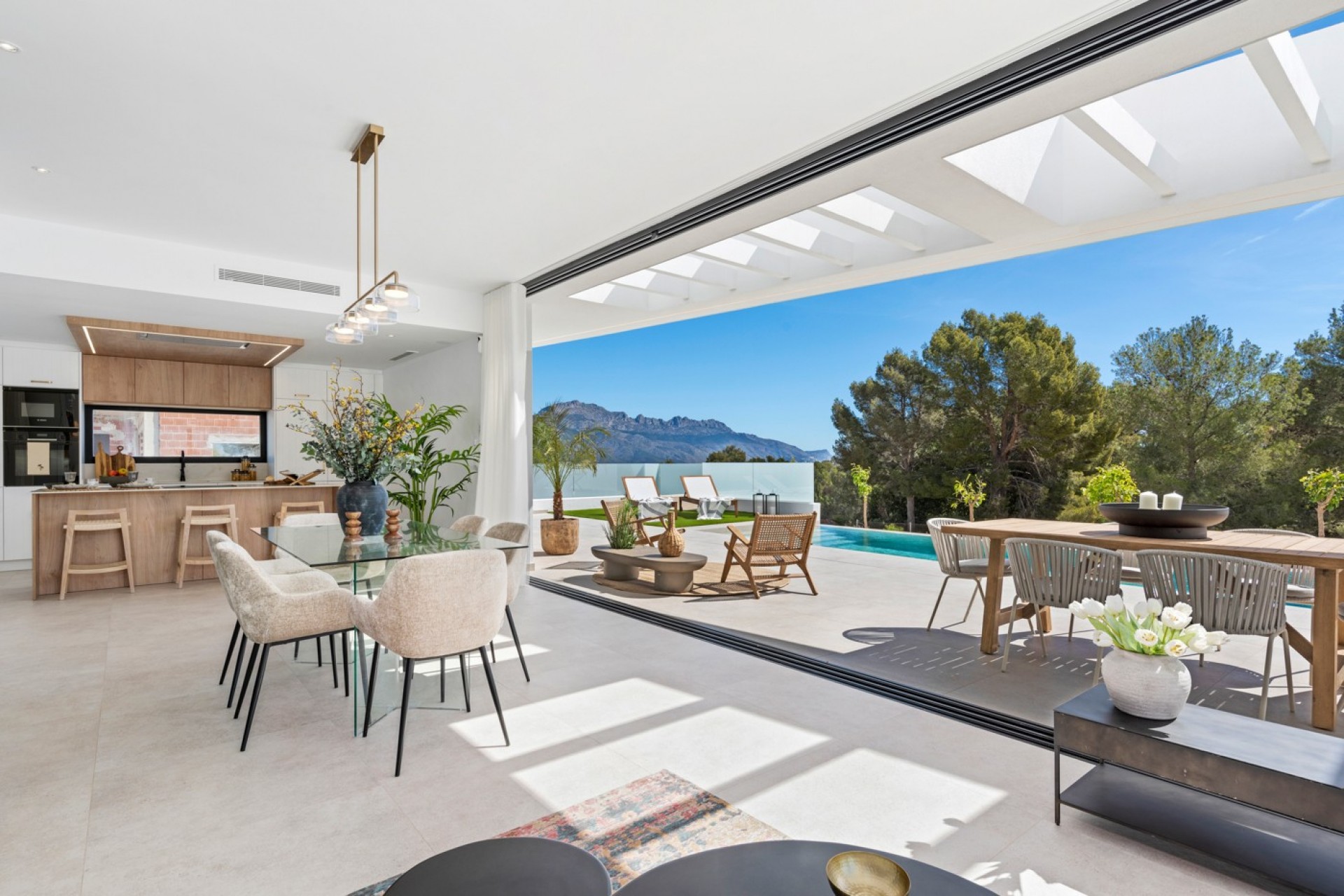 Nowe budownictwo - Willa -
Polop