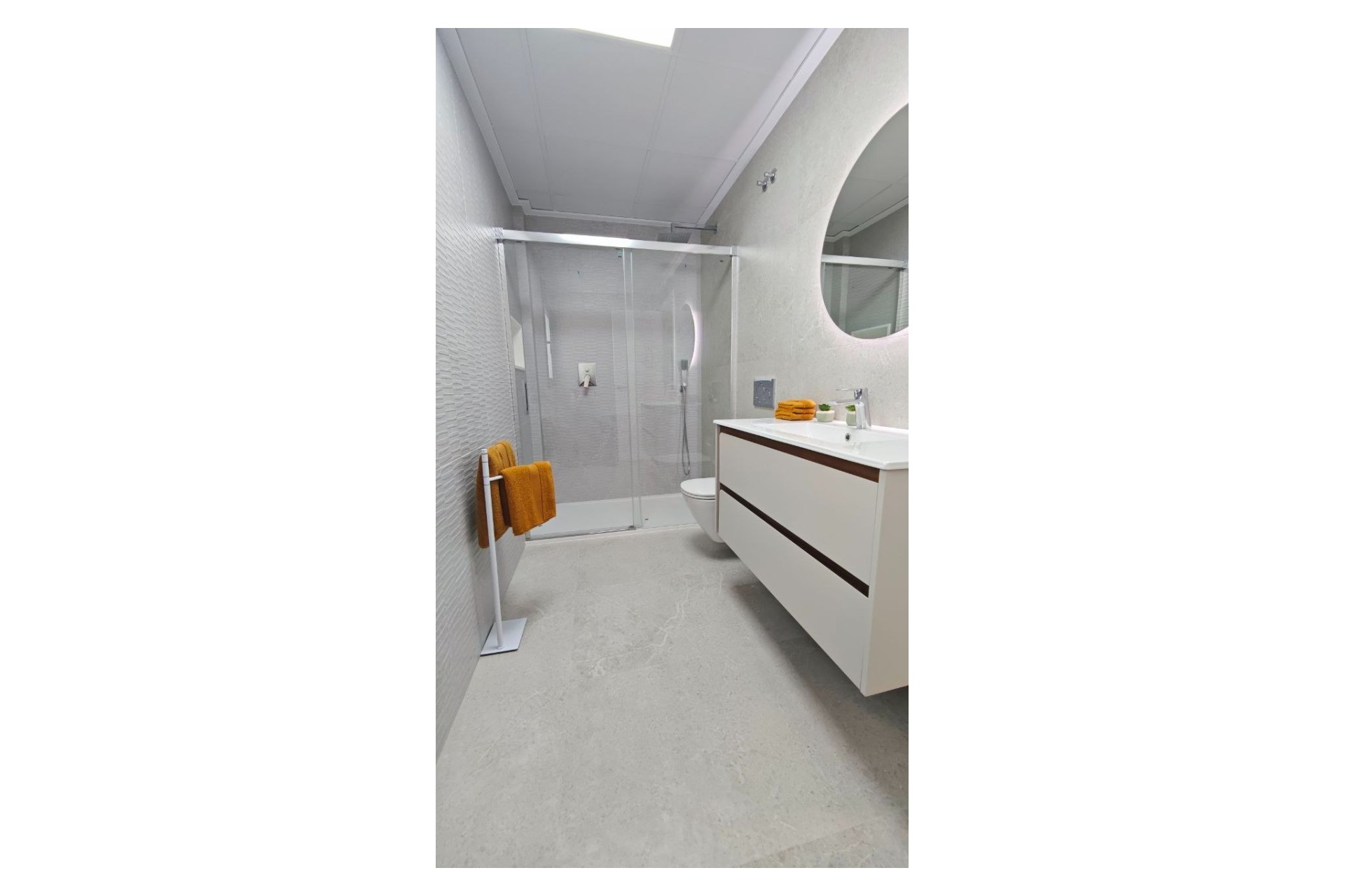 Nowe budownictwo - Willa -
San Miguel de Salinas