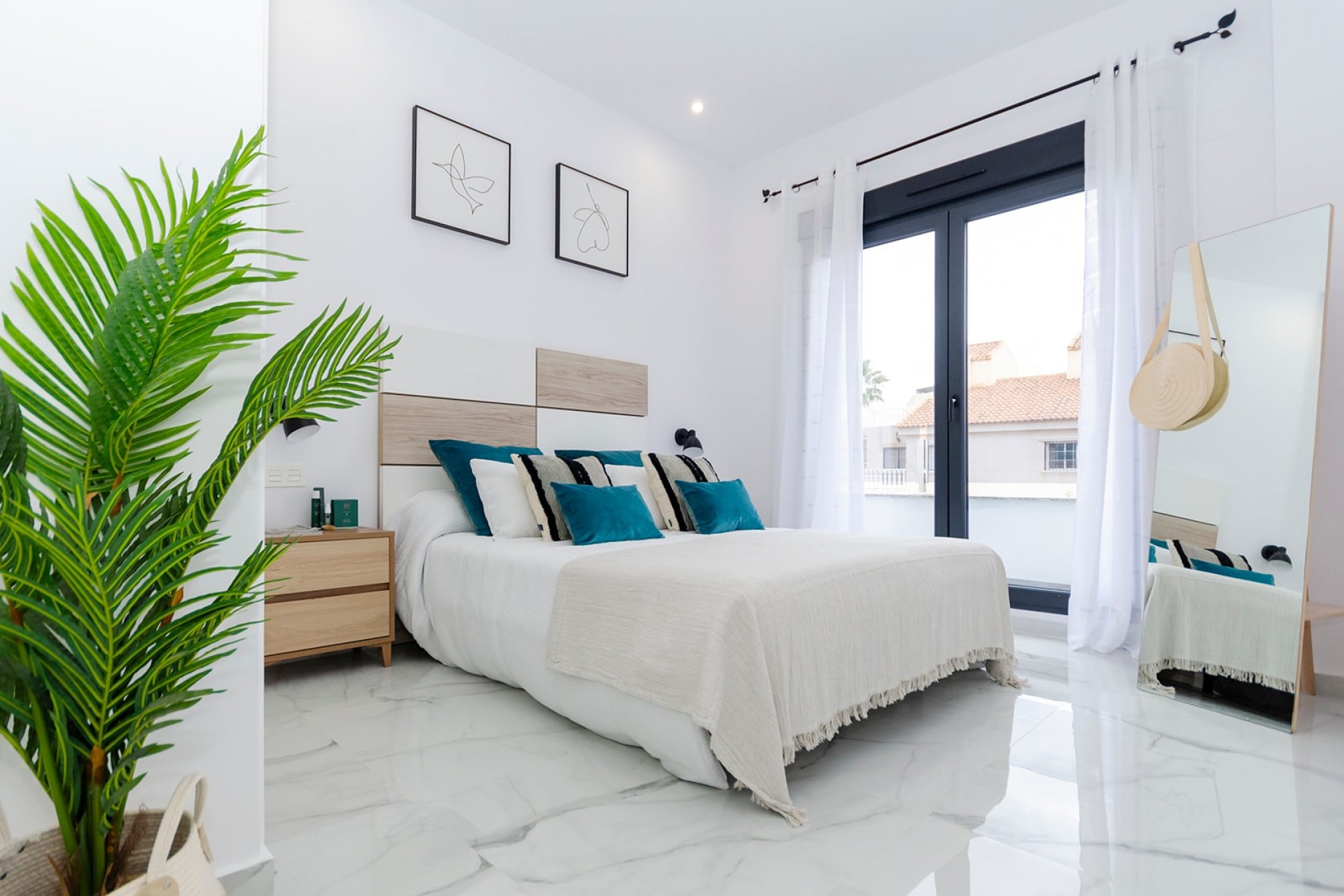 Nowe budownictwo - Willa -
Torrevieja