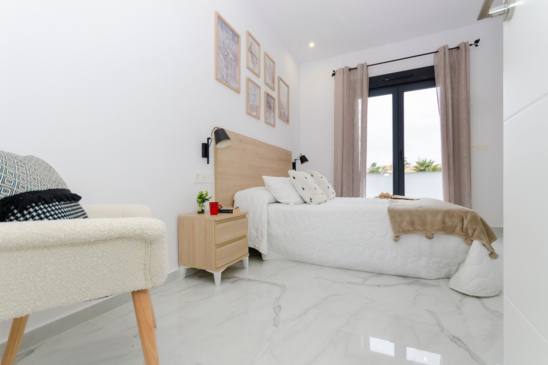 Nowe budownictwo - Willa -
Torrevieja