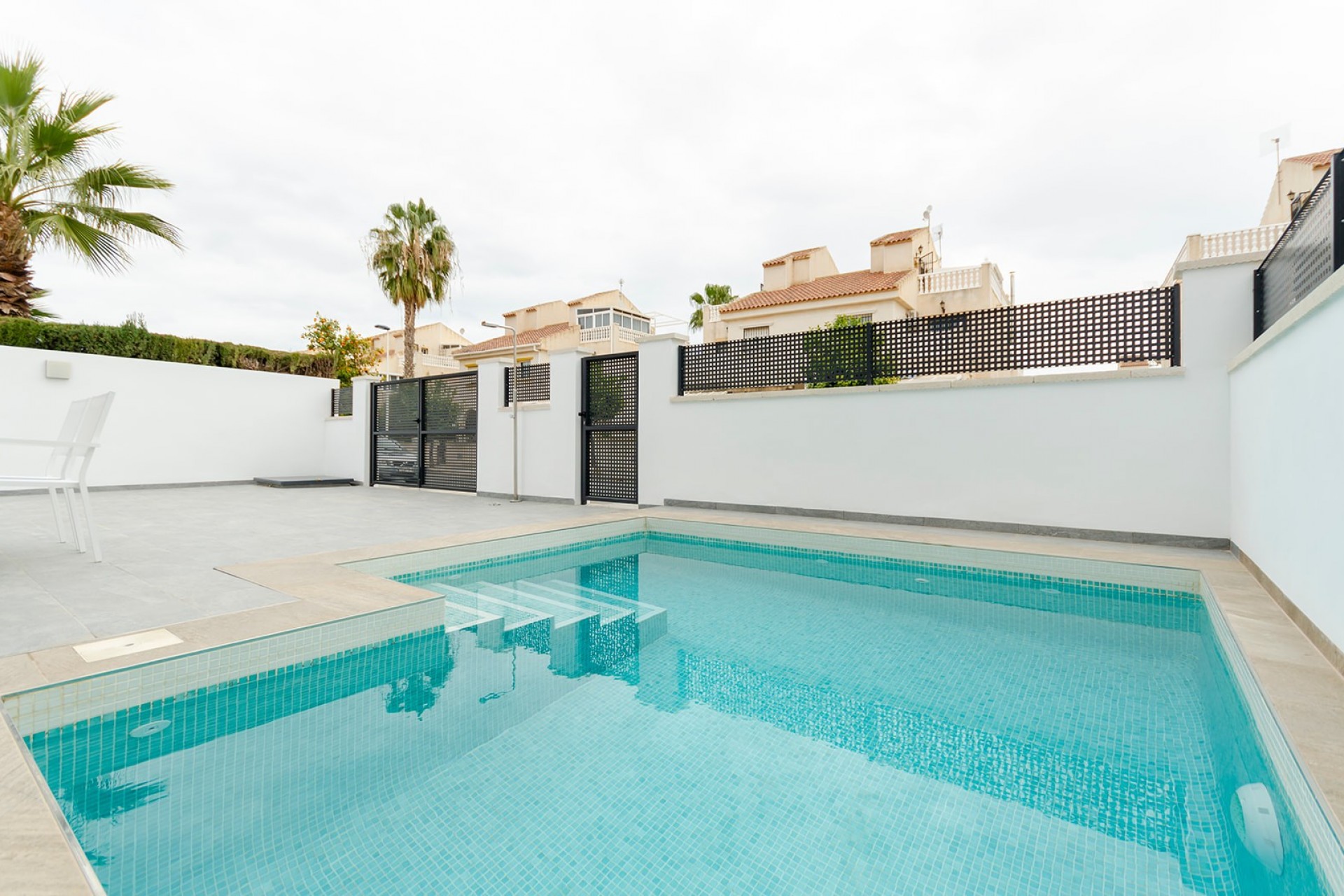 Nowe budownictwo - Willa -
Torrevieja