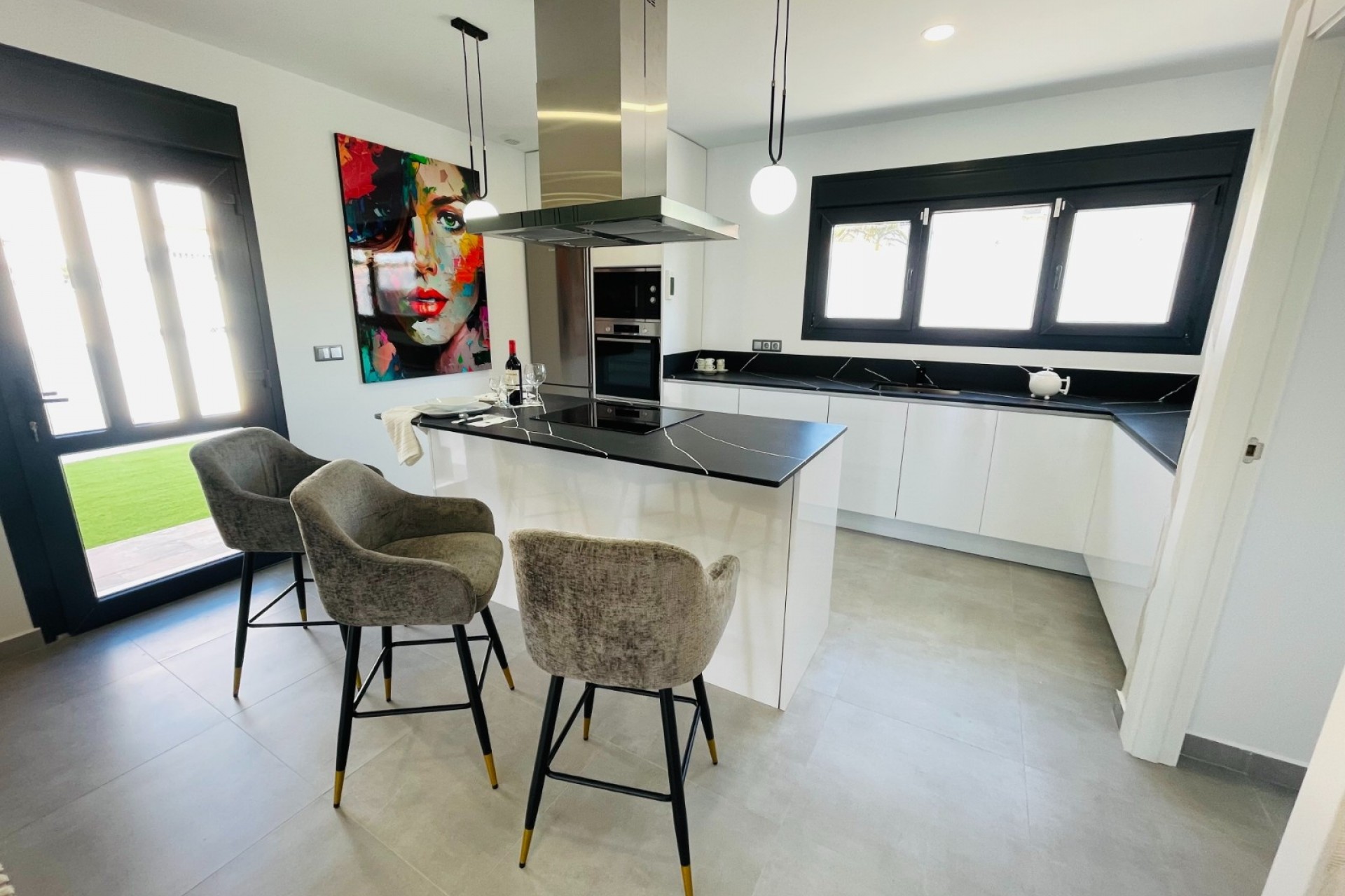Nowe budownictwo - Willa -
Torrevieja
