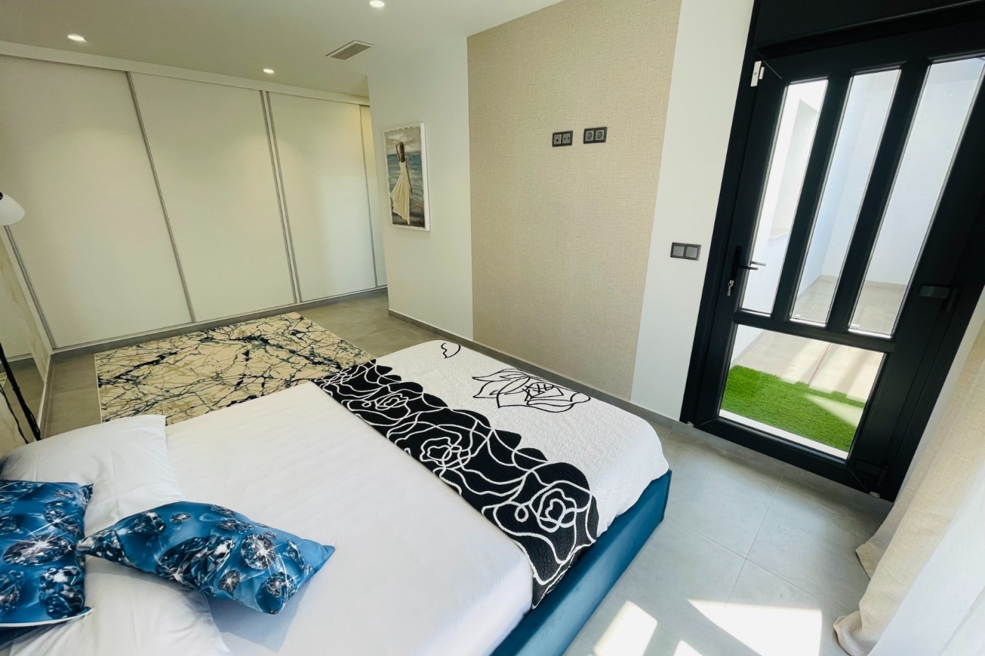 Nowe budownictwo - Willa -
Torrevieja
