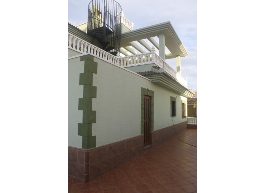 Nowe budownictwo - Willa -
Torrevieja