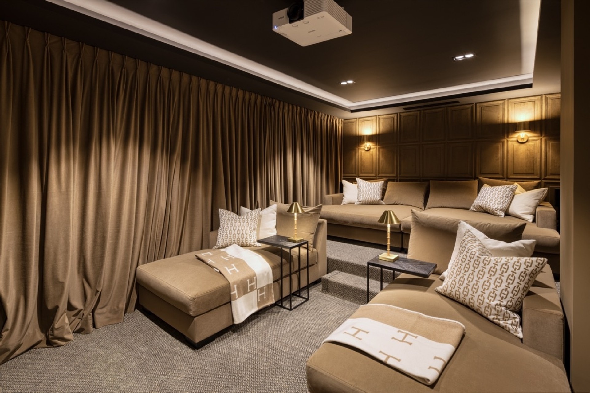 Nowe budownictwo - Willa -
