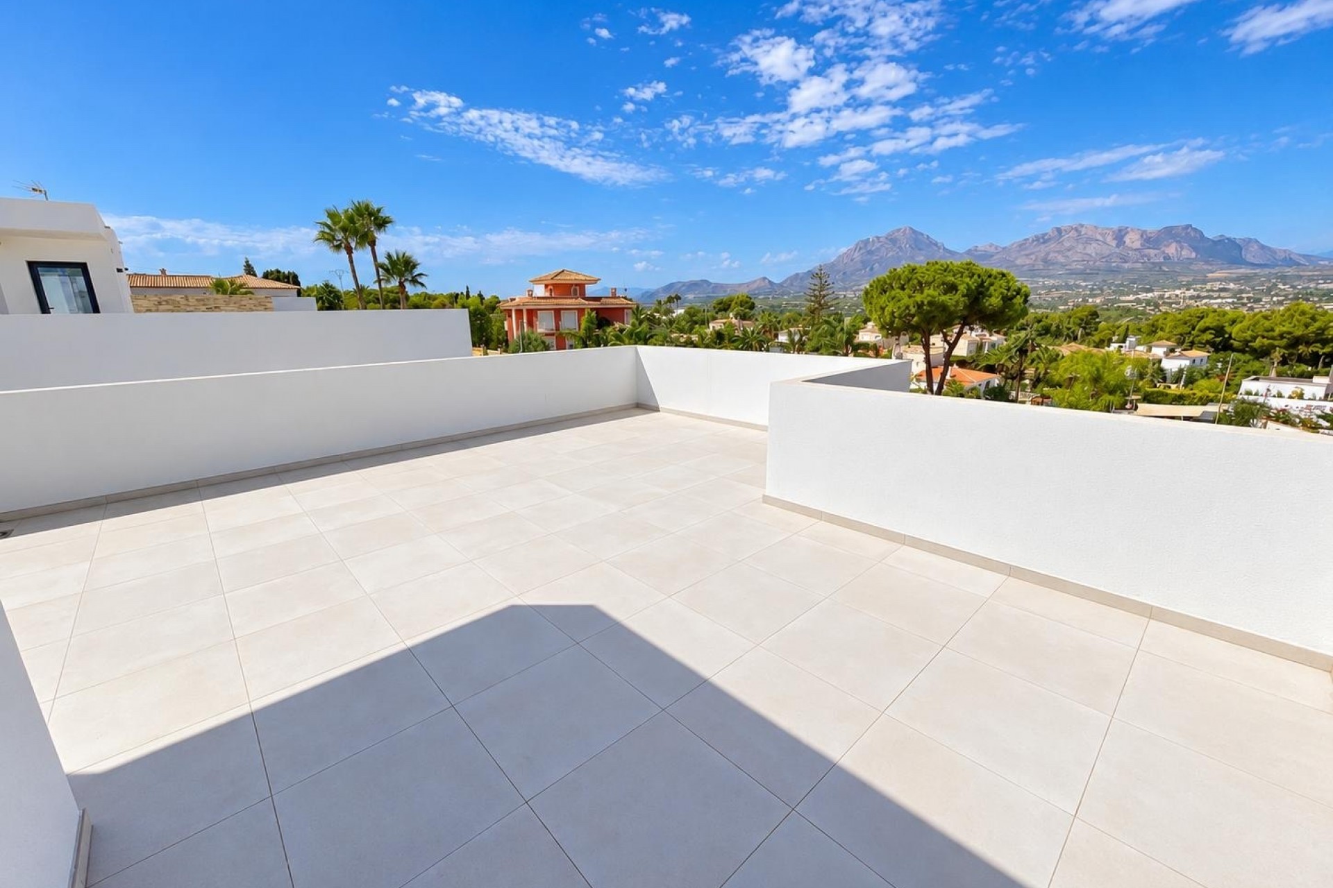 Nueva construcción  - Villa -
Albir